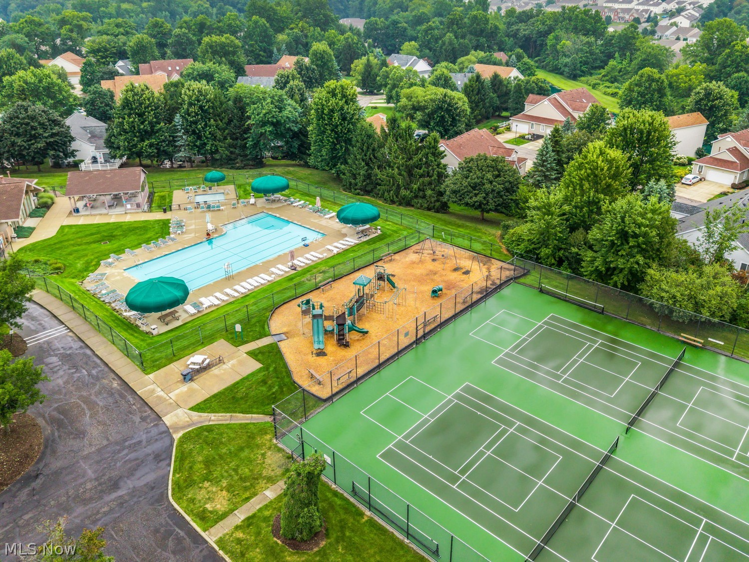 560 Queens Court Copley OH 44321
