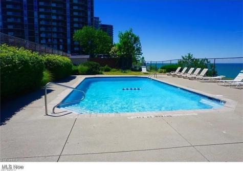 11850 Edgewater Drive Lakewood OH 44107