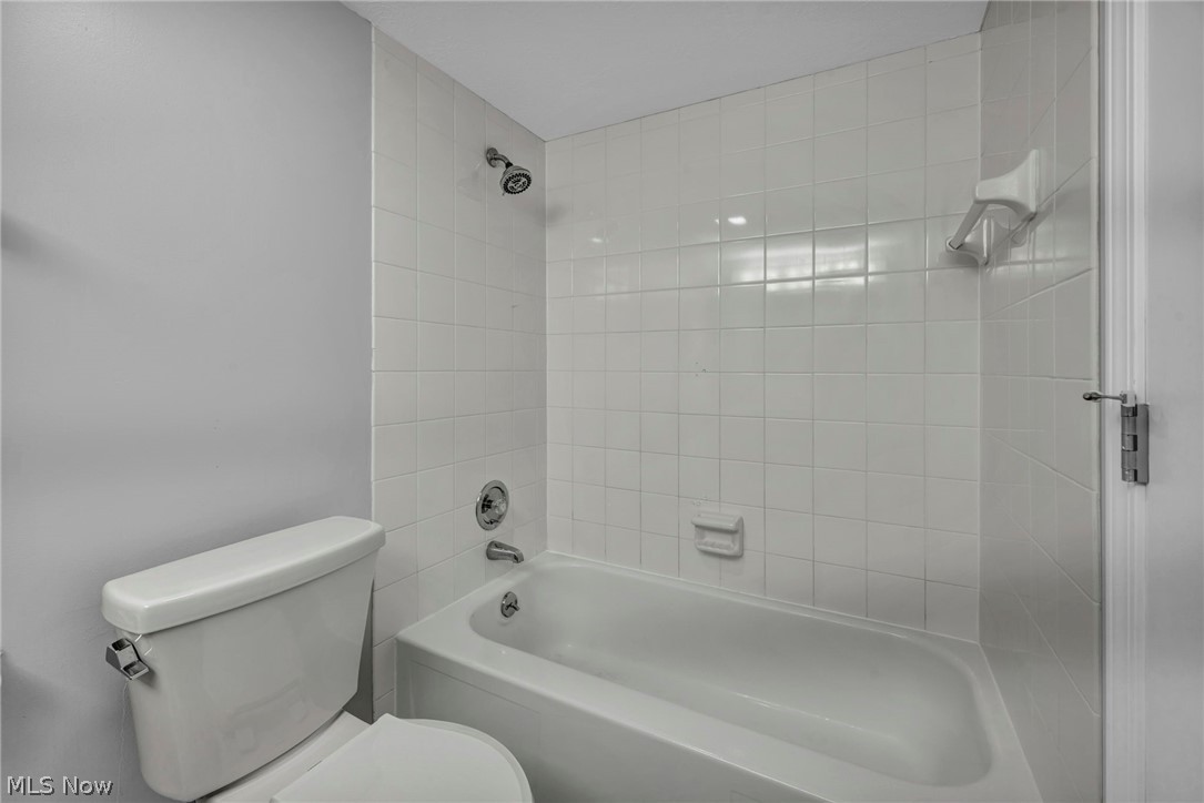 4183 Columbia Road North Olmsted OH 44070