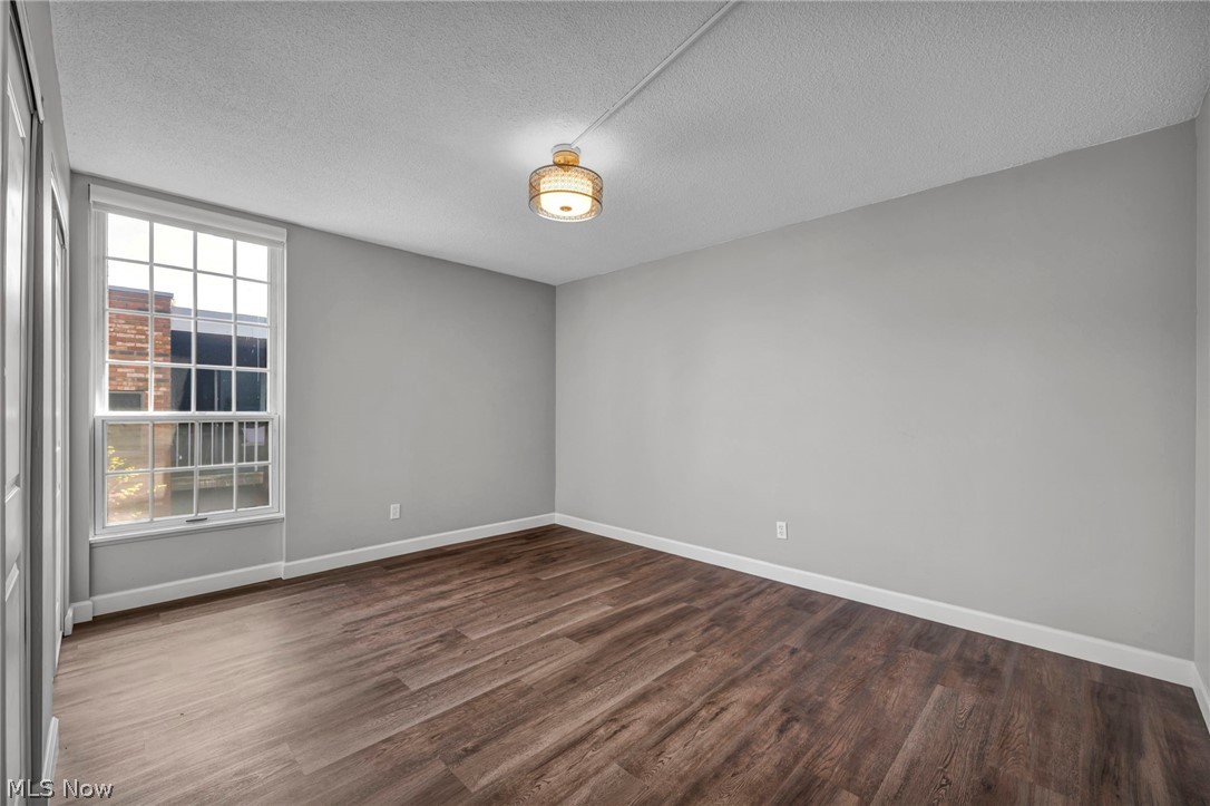 4183 Columbia Road North Olmsted OH 44070