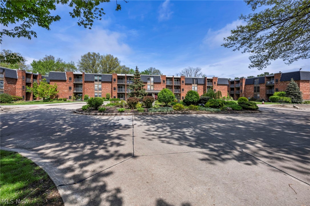 4183 Columbia Road North Olmsted OH 44070