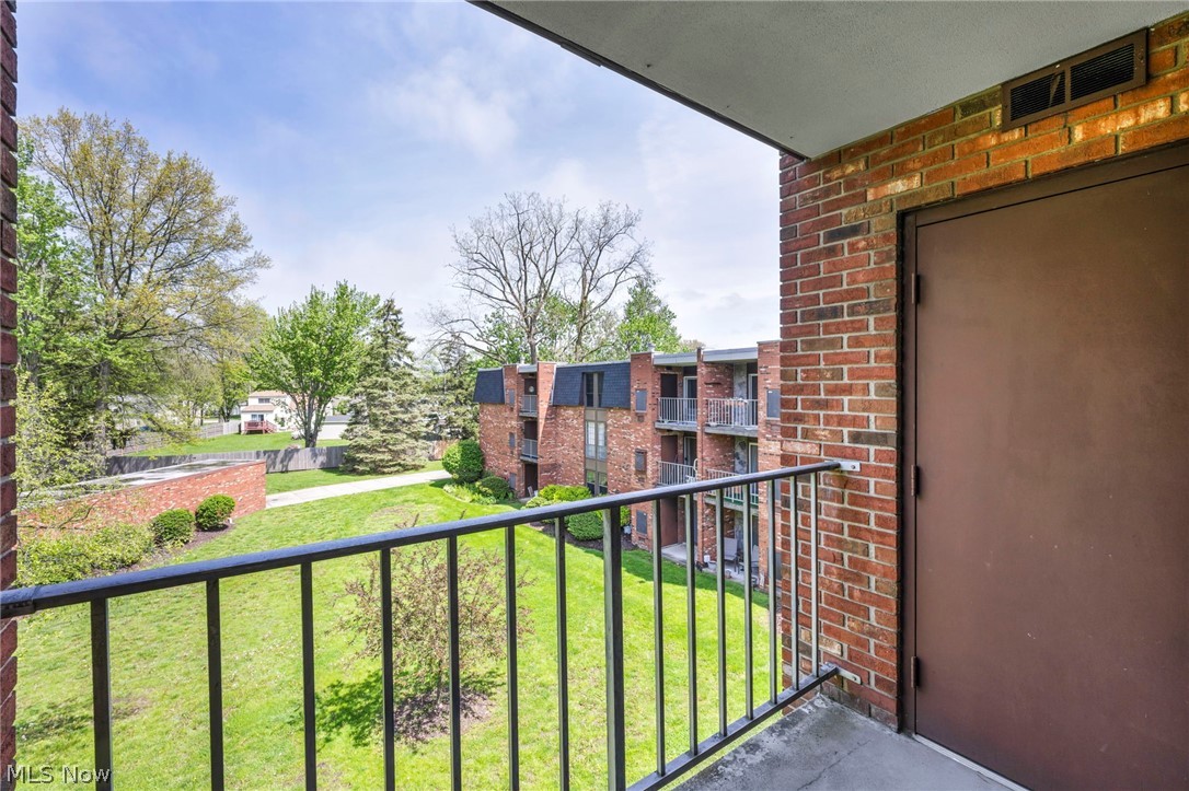 4183 Columbia Road North Olmsted OH 44070