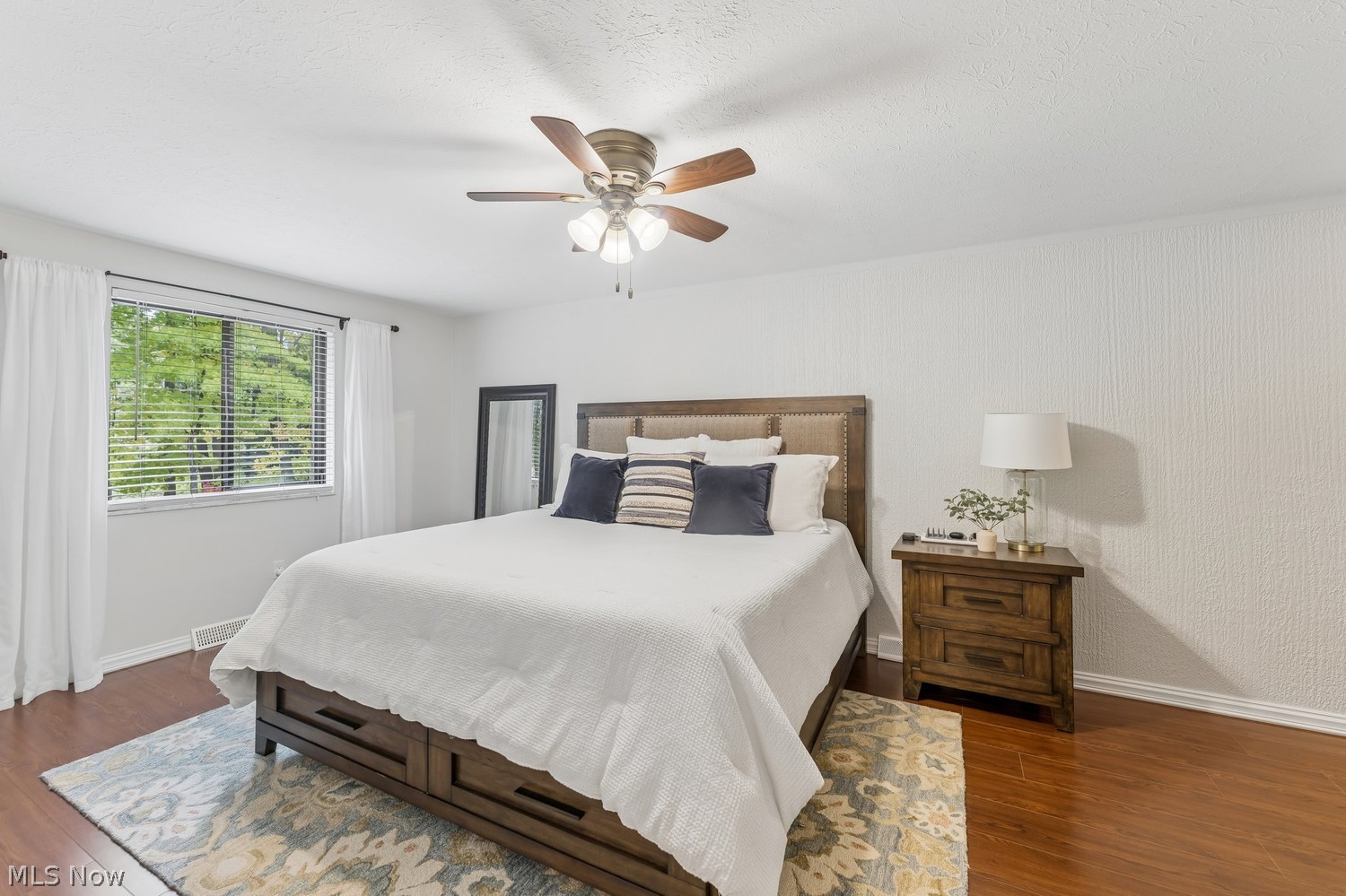 727 Tollis Parkway Broadview Heights OH 44147