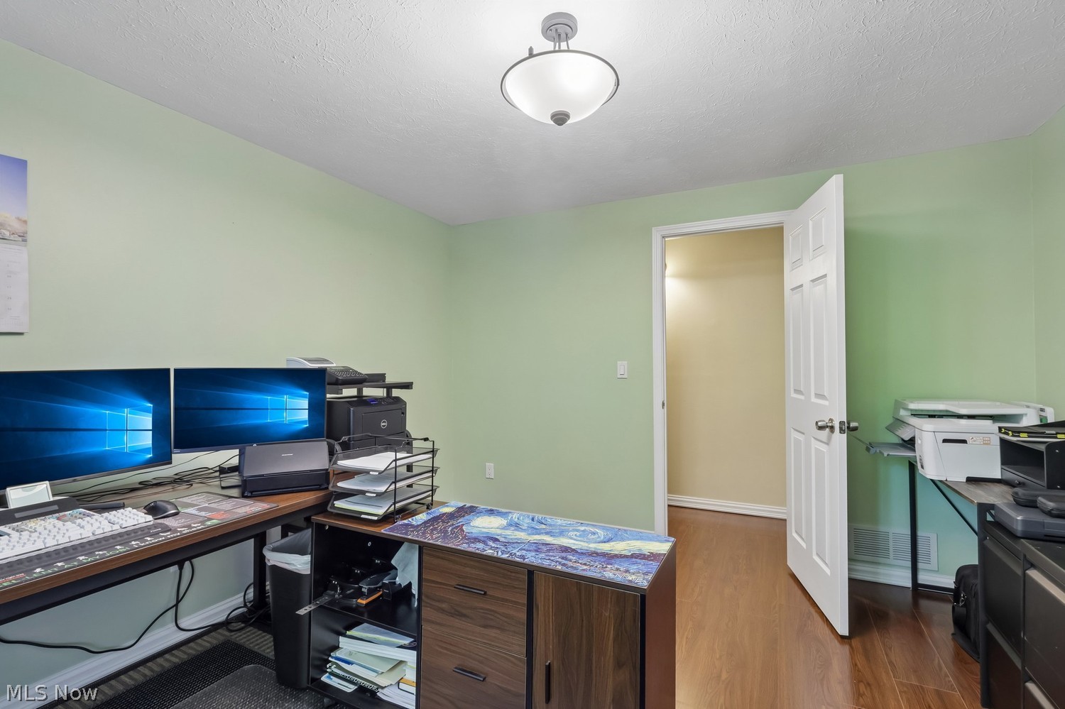 727 Tollis Parkway Broadview Heights OH 44147