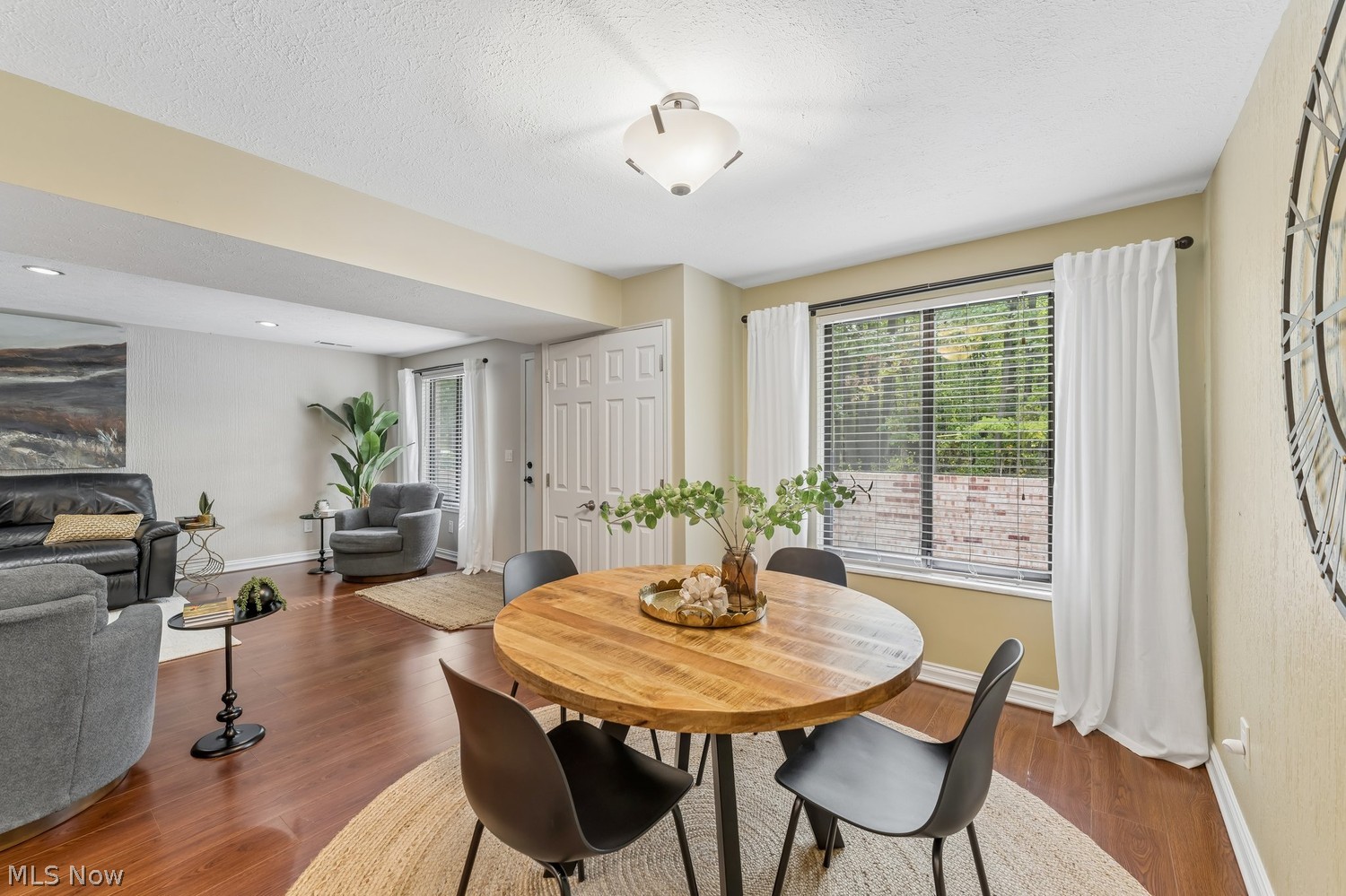 727 Tollis Parkway Broadview Heights OH 44147