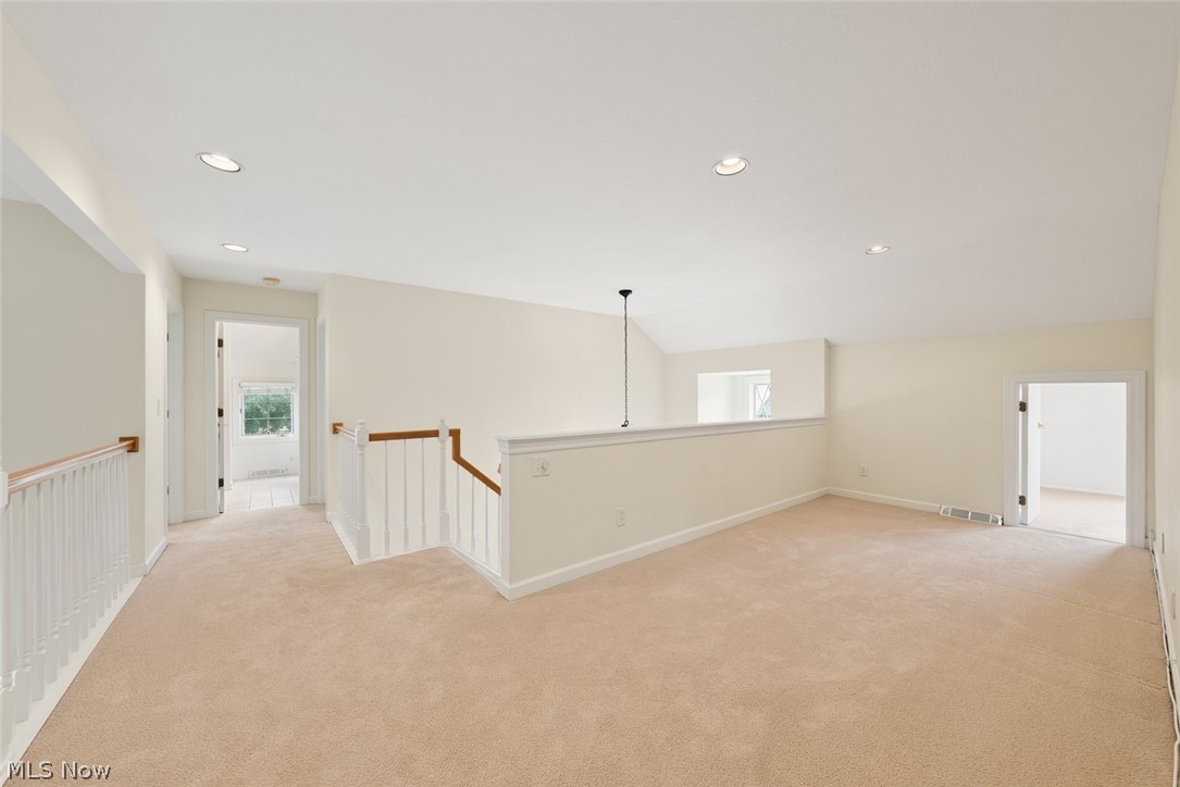 9 Aberdeen Court Rocky River OH 44116