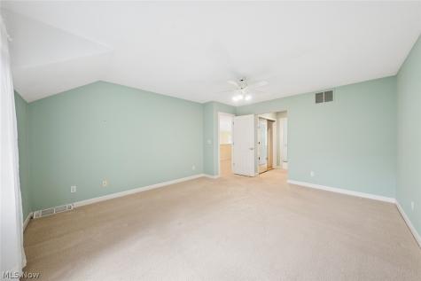 9 Aberdeen Court Rocky River OH 44116
