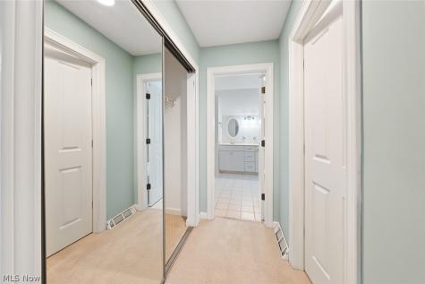 9 Aberdeen Court Rocky River OH 44116