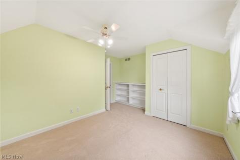 9 Aberdeen Court Rocky River OH 44116