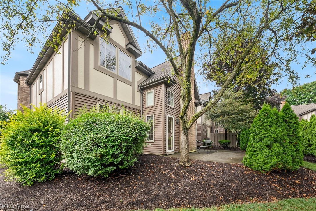 9 Aberdeen Court Rocky River OH 44116