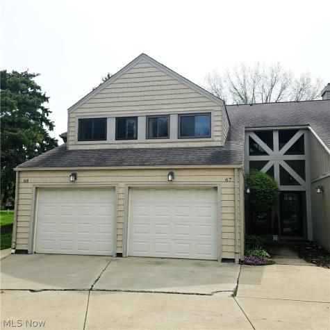 67 Landings Way Avon Lake OH 44012