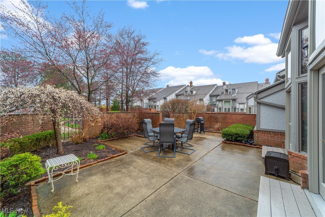 25450 Fairmount Boulevard Beachwood OH 44122