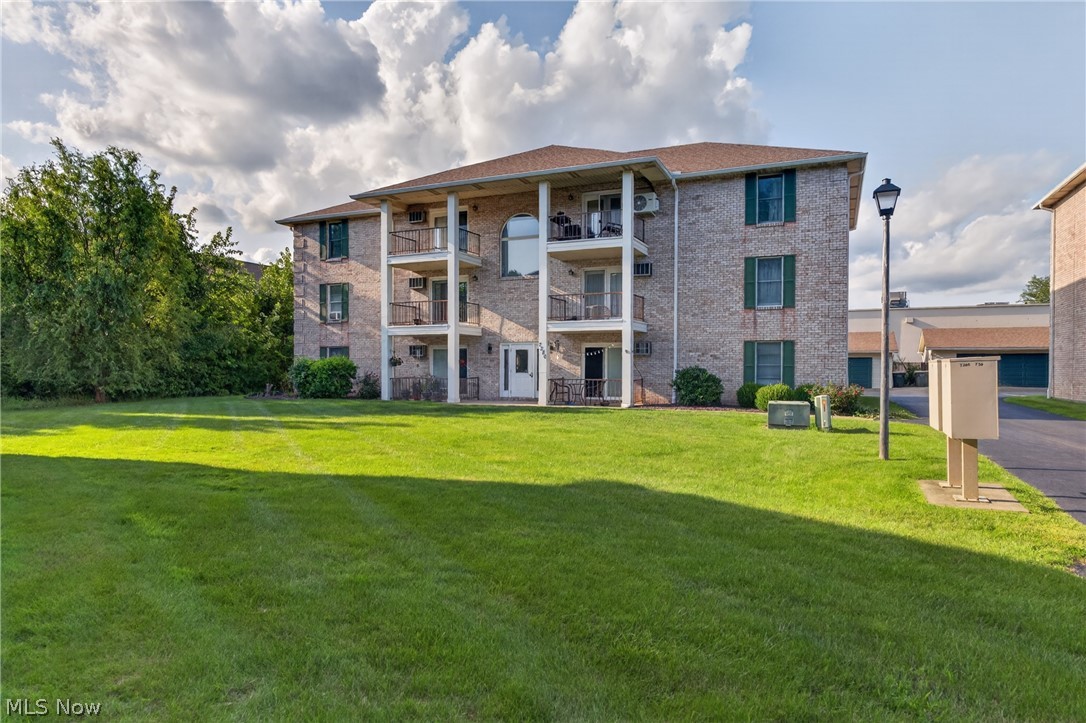 7380 Eisenhower Drive Boardman OH 44512