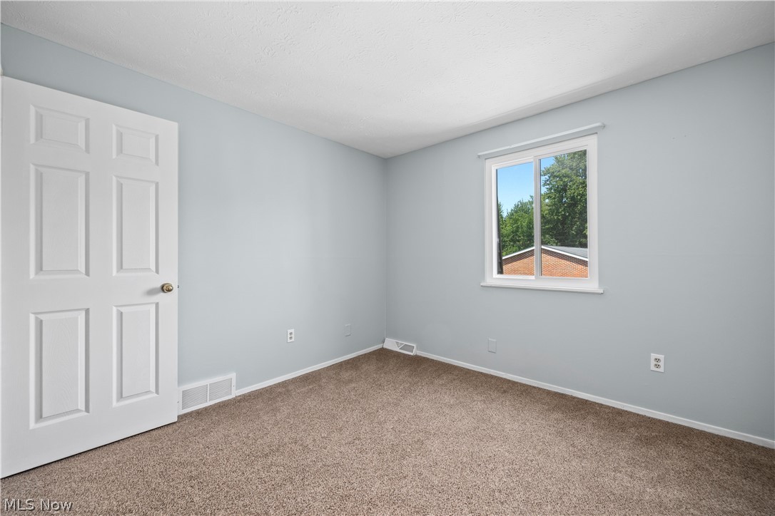 216 Moore Road Avon Lake OH 44012