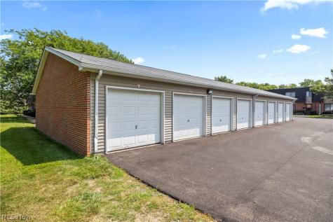 216 Moore Road Avon Lake OH 44012