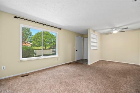 216 Moore Road Avon Lake OH 44012