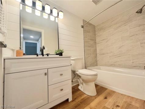 11491 Harbour Light Drive North Royalton OH 44133
