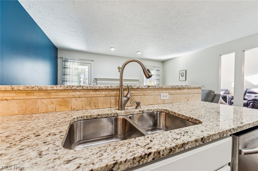 401 Bounty Way Avon Lake OH 44012