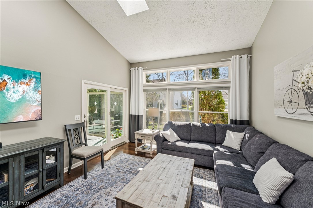 401 Bounty Way Avon Lake OH 44012