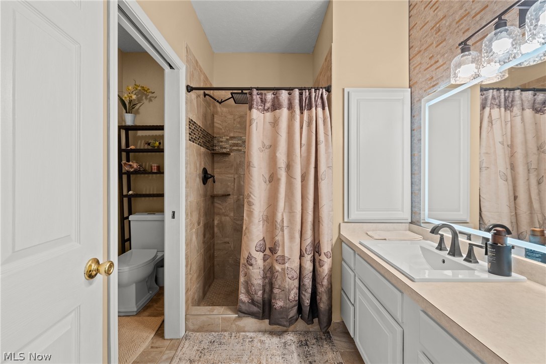 6801 Rolling Meadow Drive Parma OH 44134