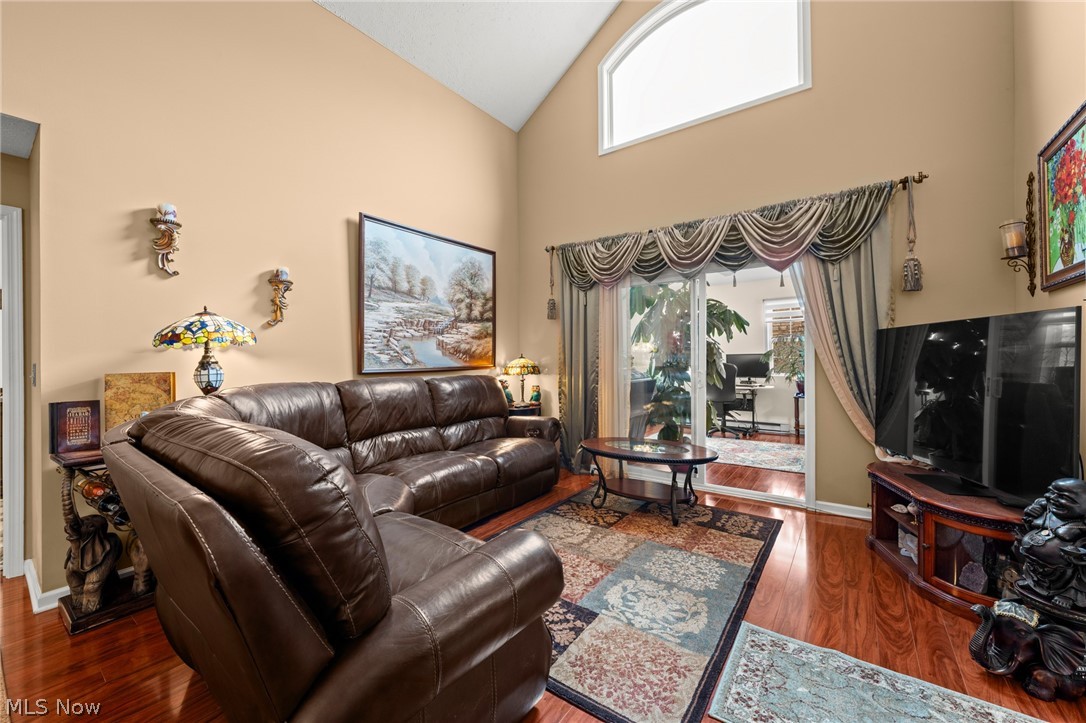 6801 Rolling Meadow Drive Parma OH 44134