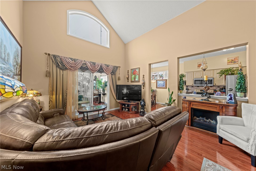 6801 Rolling Meadow Drive Parma OH 44134