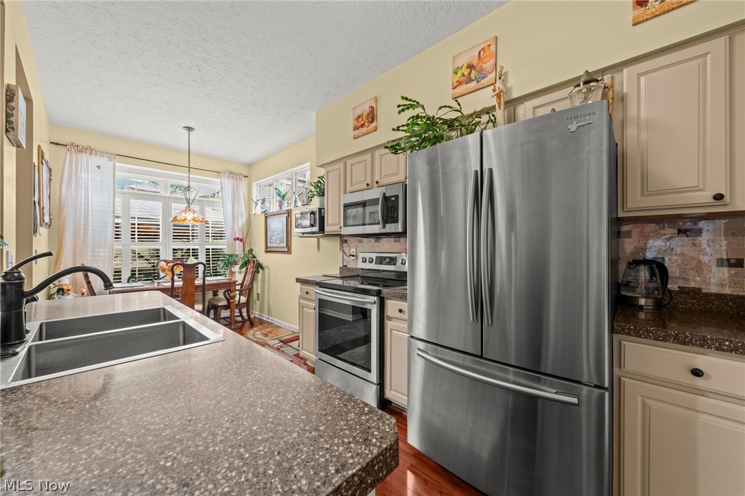 6801 Rolling Meadow Drive Parma OH 44134