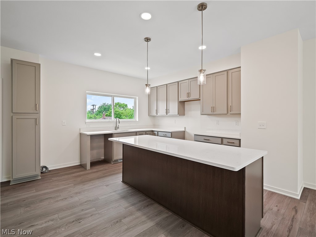 3274 Warren Road Cleveland OH 44111