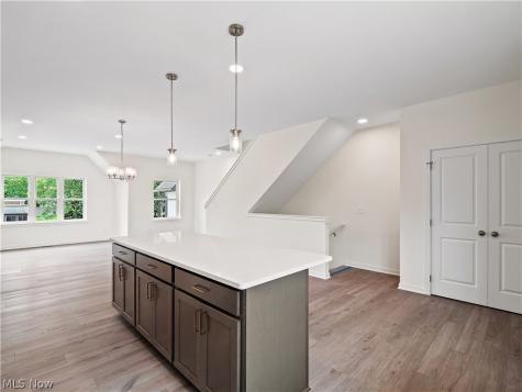 3274 Warren Road Cleveland OH 44111