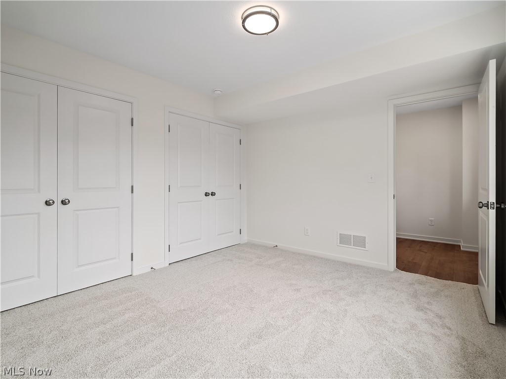 3274 Warren Road Cleveland OH 44111