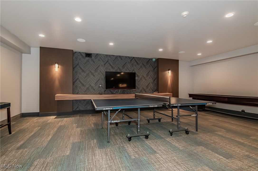 12900 Lake Avenue Lakewood OH 44107