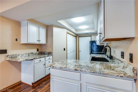4201 Tannybrooke Lane NW Canton OH 44718