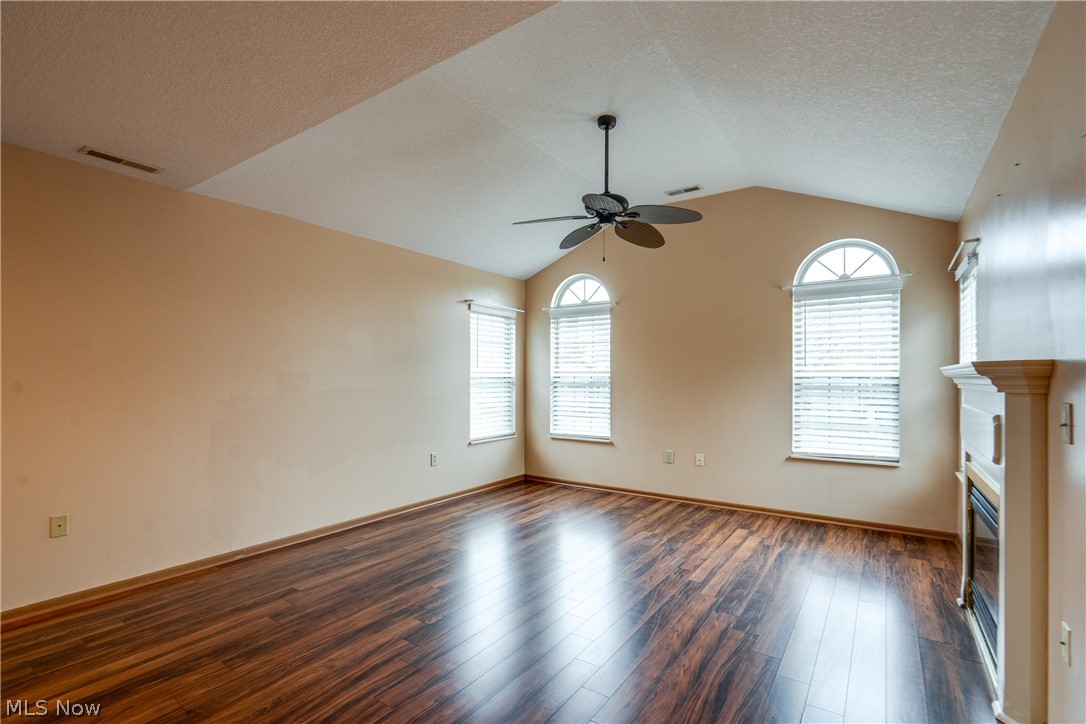 4201 Tannybrooke Lane NW Canton OH 44718