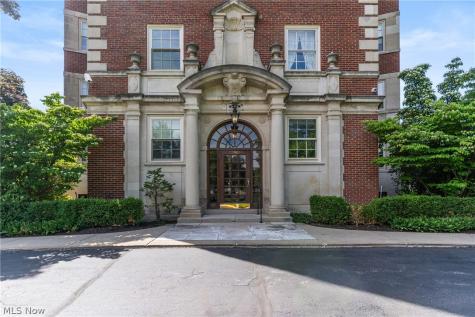 13901 Shaker Boulevard Cleveland OH 44120