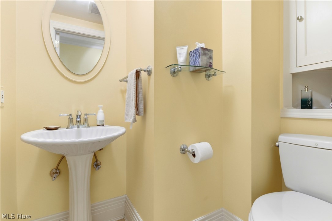 13901 Shaker Boulevard Cleveland OH 44120