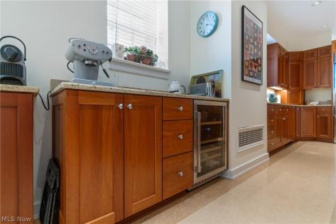 13901 Shaker Boulevard Cleveland OH 44120