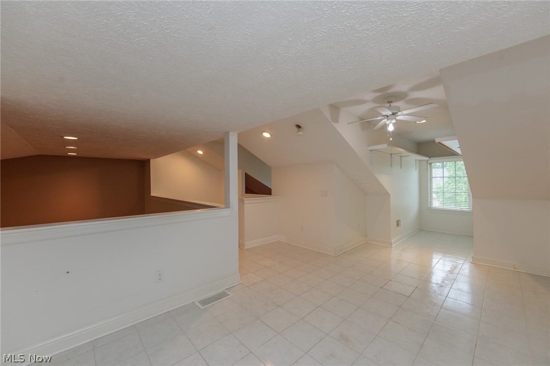 3192 Richmond Road Beachwood OH 44122
