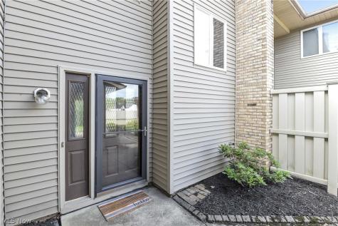 16831 Orchard Grove Drive Middleburg Heights OH 44130