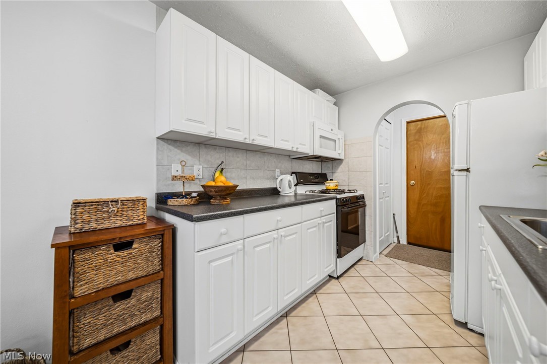 1408 Golden Gate Boulevard Mayfield Heights OH 44124