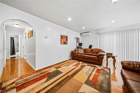 1408 Golden Gate Boulevard Mayfield Heights OH 44124