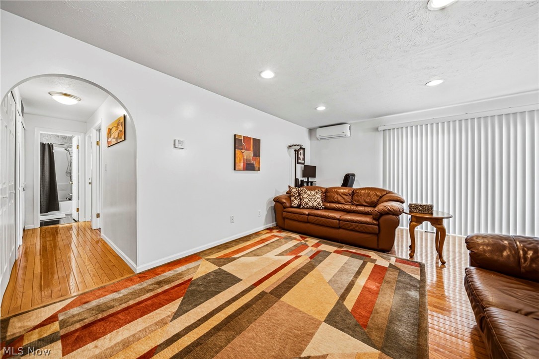 1408 Golden Gate Boulevard Mayfield Heights OH 44124