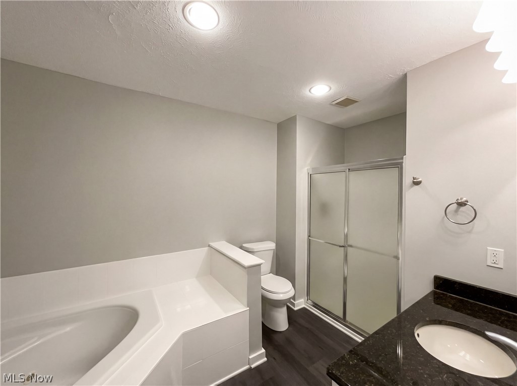 2272 W 5th Street Cleveland OH 44113