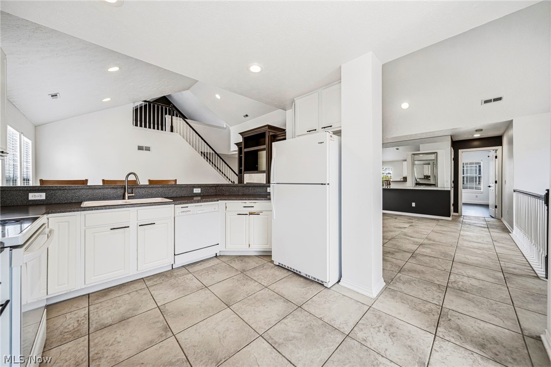 351 E Legend Court Highland Heights OH 44143