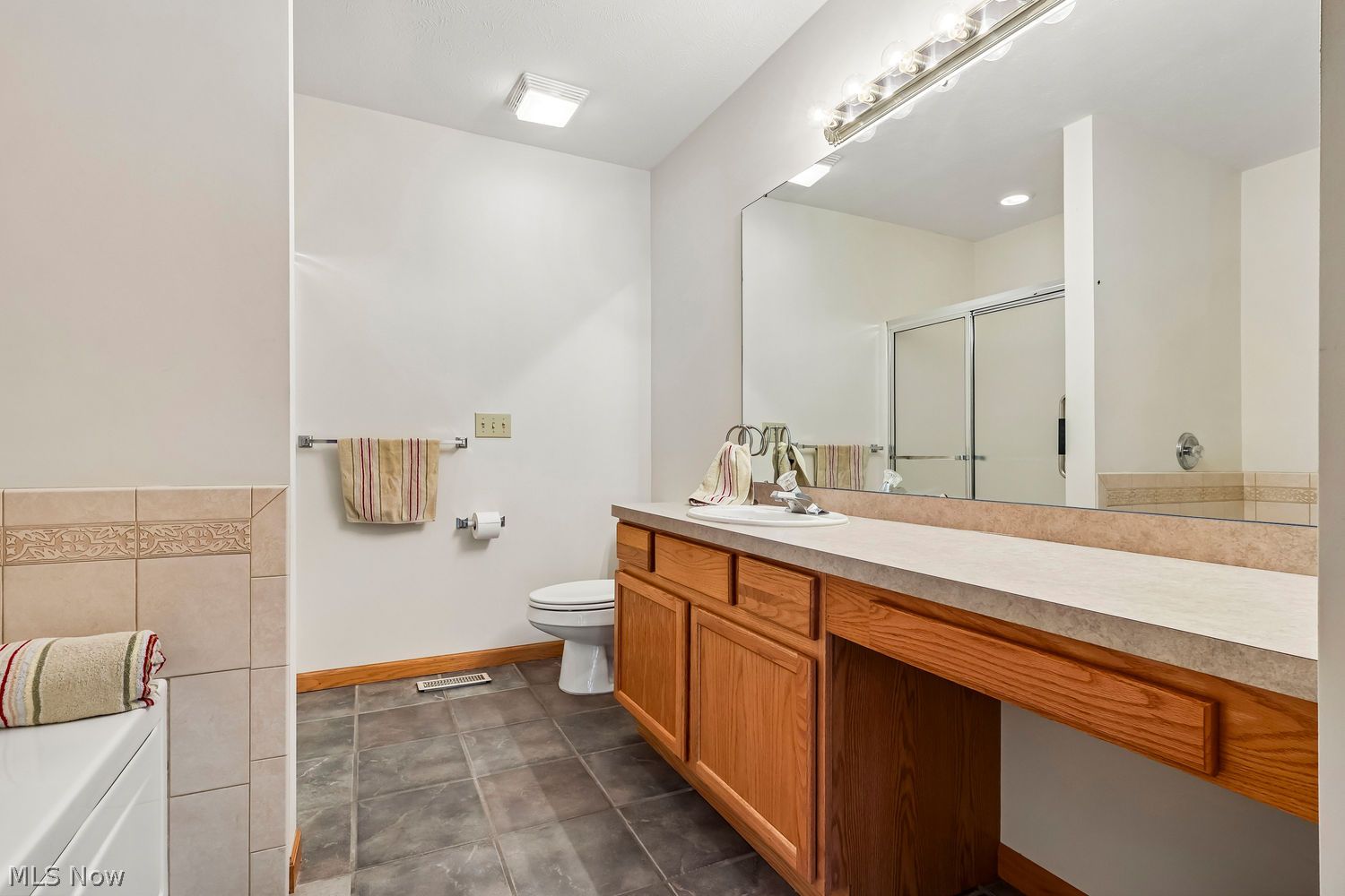 2001 Marsh Lane Painesville OH 44077