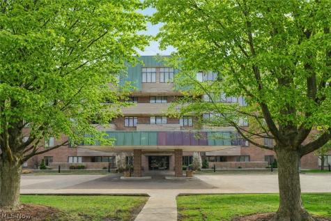 5200 Three Village Drive Lyndhurst OH 44124