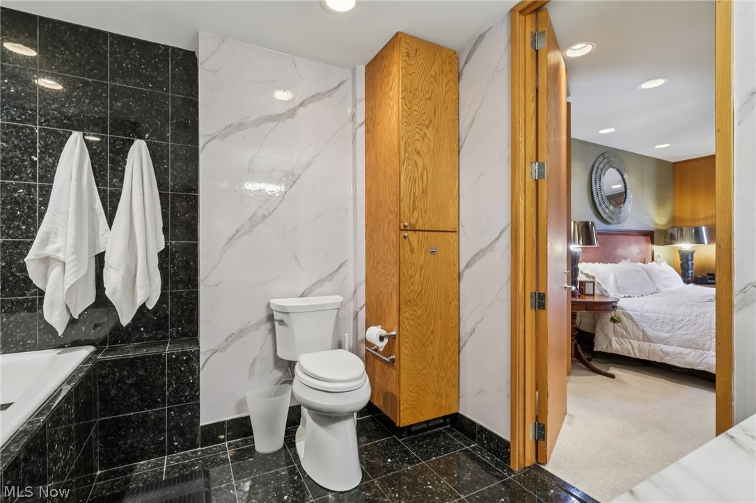 5200 Three Village Drive Lyndhurst OH 44124