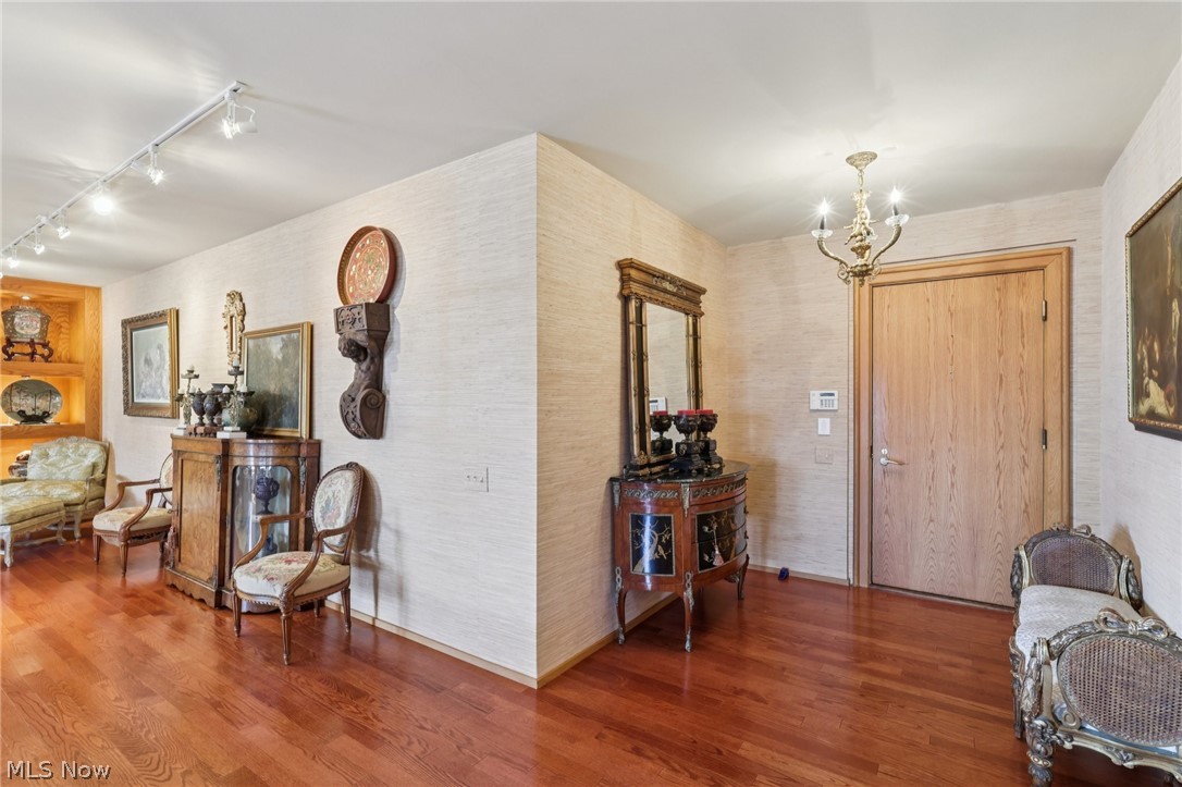 5200 Three Village Drive Lyndhurst OH 44124