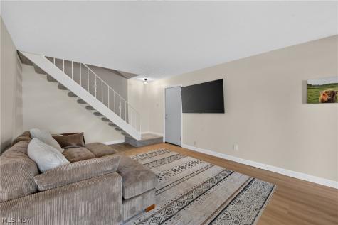 4926 Independence Circle Stow OH 44224