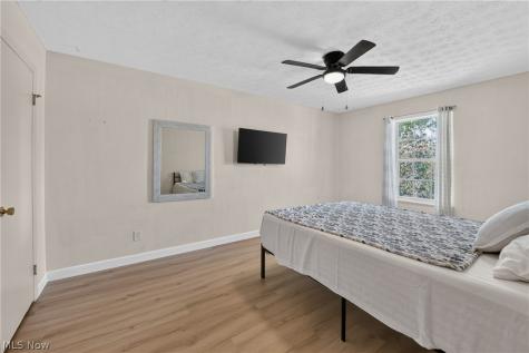 4926 Independence Circle Stow OH 44224