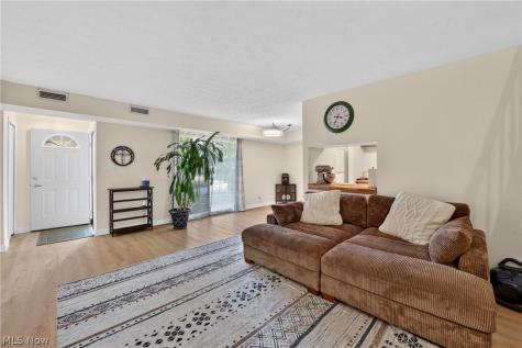 4926 Independence Circle Stow OH 44224